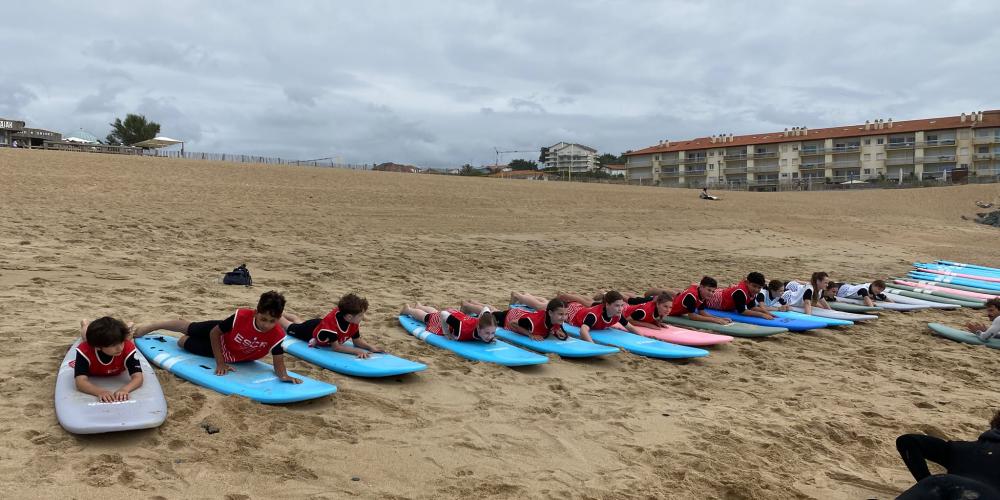 Surf avec le collège Jeanne d'Arc de Moissac 