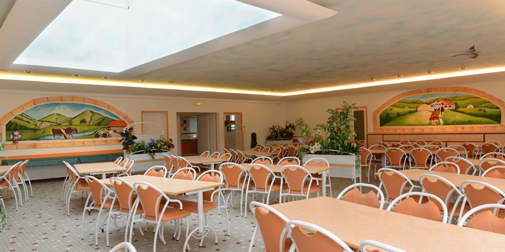 Salle restaurant pour groupe scolaire au Pays basque